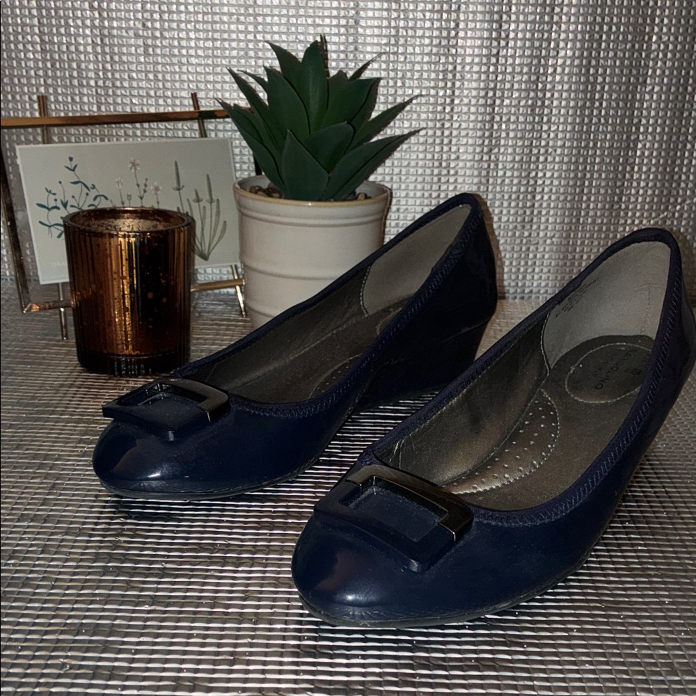 Bandolino Navy Wedge Shoes